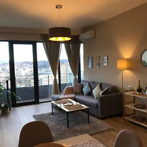 Apartment Ameri Plaza